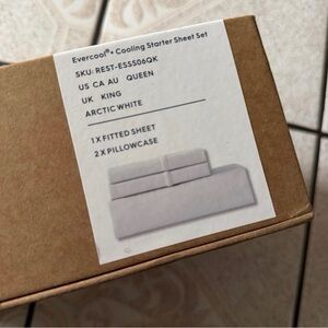 Rest Evercool Cooling Starter Sheet Set Queen Arctic white 1 fitted sheet 2cases